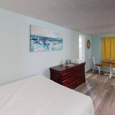 The Comfi Coral - Apartment Home Studio D เบย์ทาวน์ ภายนอก รูปภาพ
